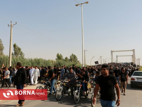 تشییع کارگران متروپل در آرامستان جُرف