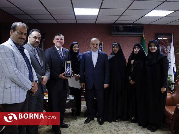 دیدار وزیر ورزش و جوانان با رییس فدراسیون جهانی پیوند اعضا
