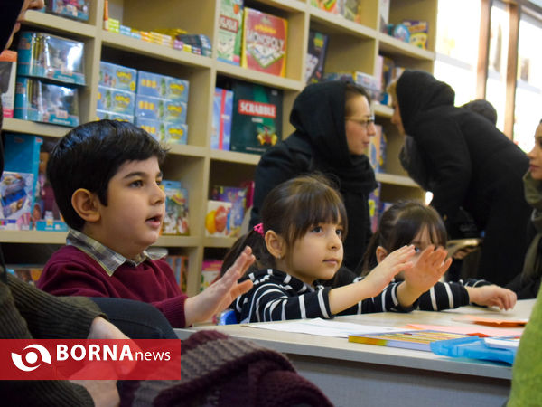 کارگاه شاهنامه‌خوانی گروه نونهالان همایون خبرگزاری برنا در شهر کتاب کرمانشاه