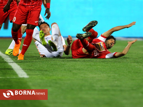 دیدار تیم های پرسپولیس تهران - سایپا تهران
