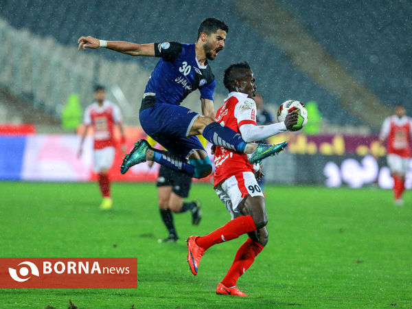 دیدار تیم های پرسپولیس تهران - استقلال خوزستان