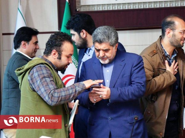 نشست صميمانه استاندار تهران با اصحاب رسانه