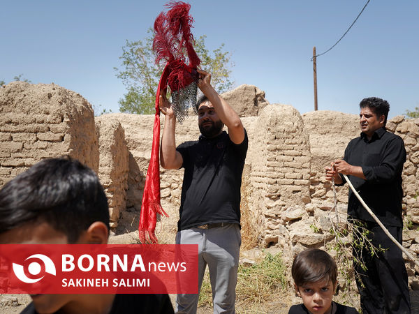 عزاداری روز عاشورای حسینی در روستای هفتهر