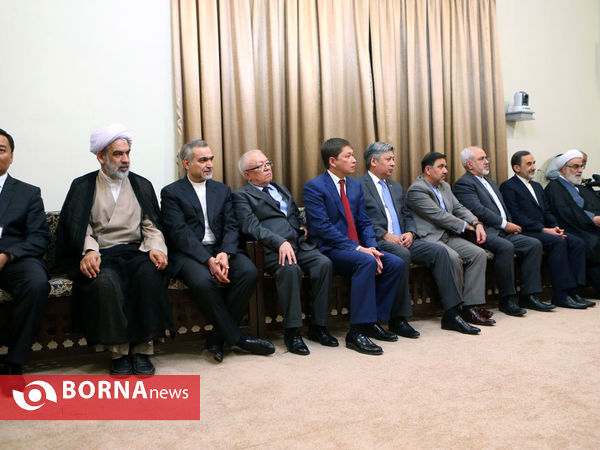 دیدار رئیس‌جمهور قرقیزستان با رهبر انقلاب