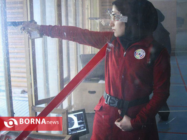 بازدید معاون وزیر ورزش از آکادمی فوتبال و سالن تیراندازی مجموعه ورزشی آزادی