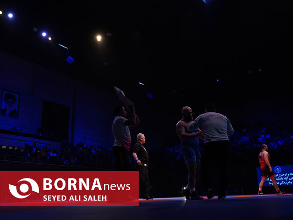 مسابقات لیگ برتر کشتی آزاد