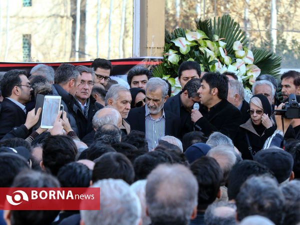 تشییع پیکر مرحوم همایون بهزادی
