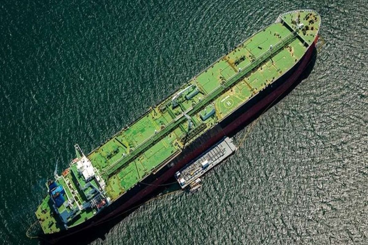 متواری شدن نفتکش ریچموند ویجر باهاما پس از برخورد با یک شناور ایرانی