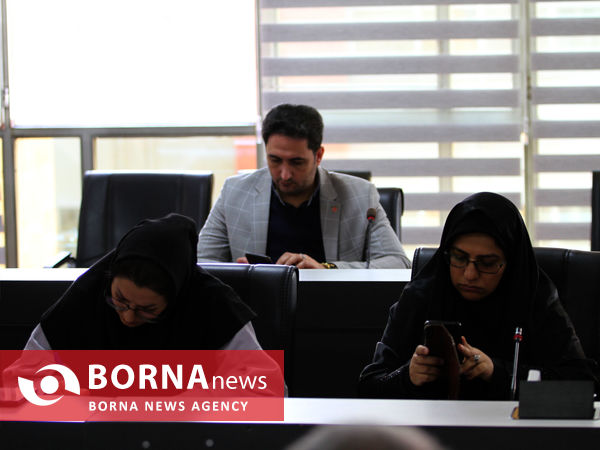 نشست خبری و رونمایی از پوستر بزرگداشت‌ روز اصفهان