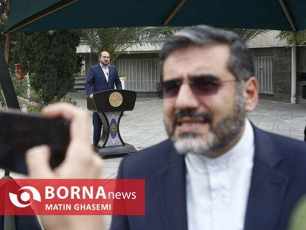 در حاشیه جلسه هیات دولت