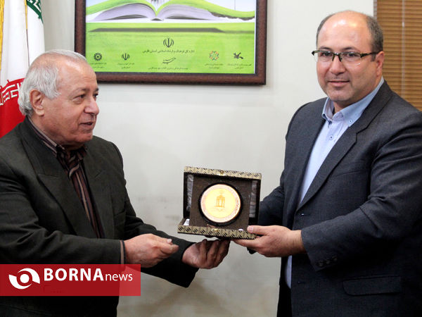 آیین معرفی سفیران کتاب استان فارس