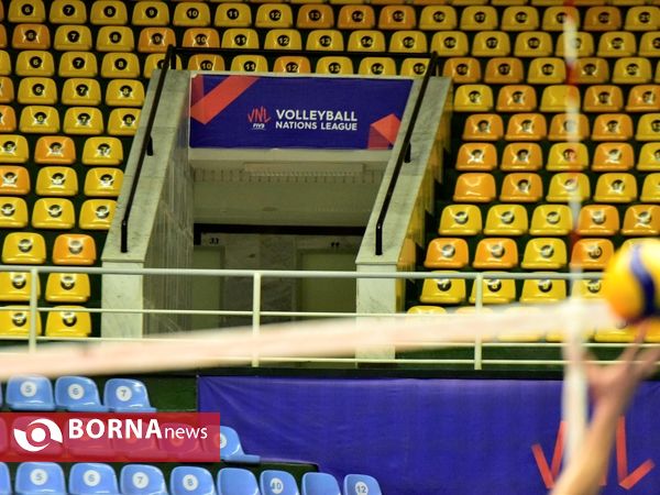 دیدار تیم های والیبال شهرداری ارومیه - سایپا تهران