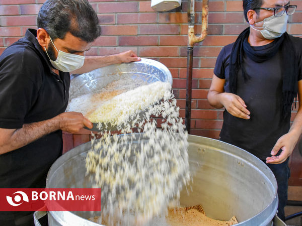 سفره‌دار مجلس حسین(ع)