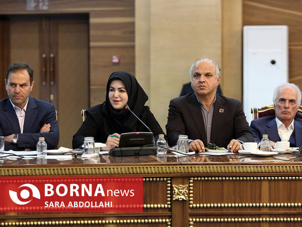 دیدار جمعی از تولیدکنندگان و کارآفرینان با رئیس جمهوری