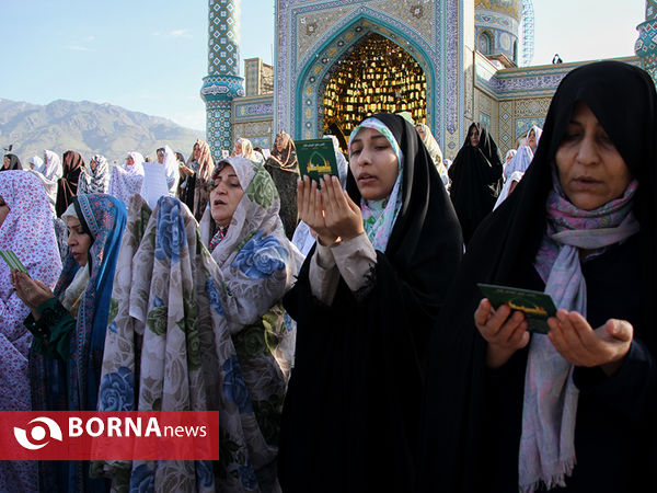 نماز عید سعید فطر در امام زادگان پنج تن ( علیهما السلام ) لویزان