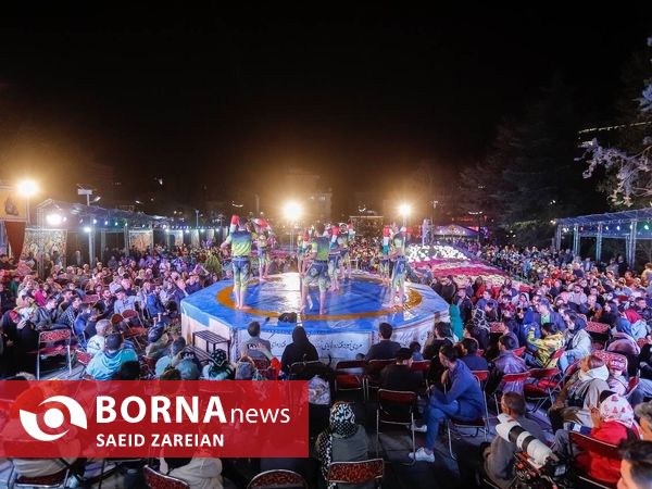 استقبال پرشور گردشگران و شهروندان تهرانی از جشن‌ های بهار ایران