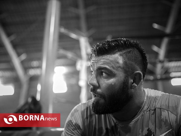 امیر علی اکبری قهرمان رشته MMA