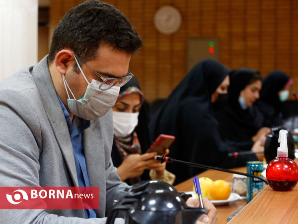 نشست خبری نماینده مردم شیراز و زرقان در مجلس