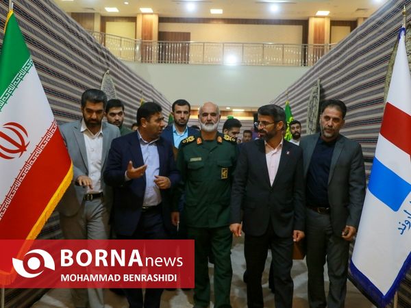 نشست هم اندیشی شیوخ عشایر منطقه آزاد اروند با مسوولان