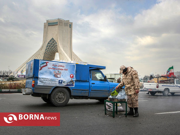 رزمایش توزیع ۱۱۰ هزار بسته کمک مومنانه