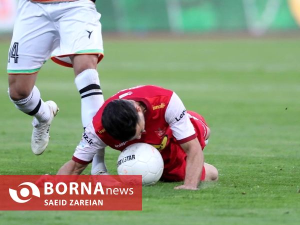 دیدار تیم های فوتبال پرسپولیس_ مس رفسنجان