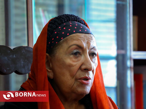 گفتگوی اختصاصی برنا با پری صابری
