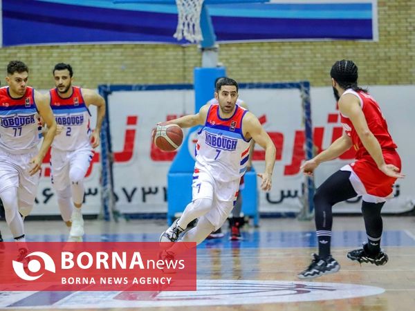 دیدار تیم های بسکتبال نبوغ - توفارقان