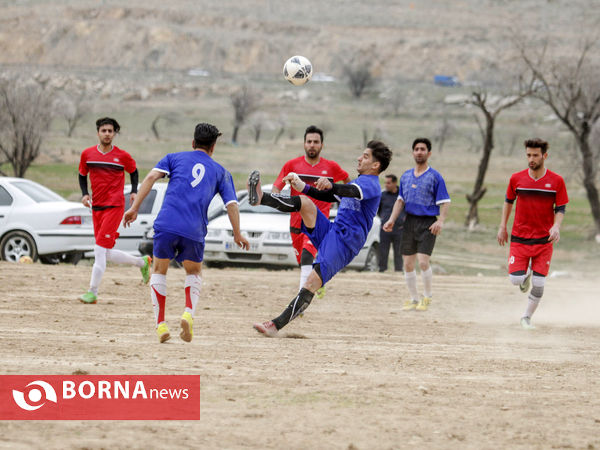 مسابقات فوتبال در روستا