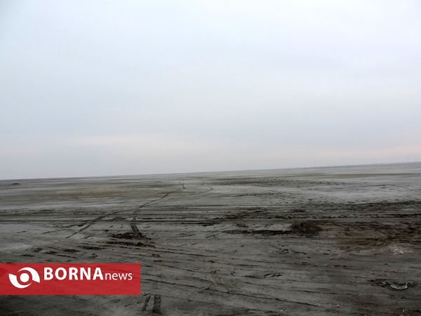 نگاهی به دریاچه خشک ارومیه از دهکده چی چست در روز تالاب ها