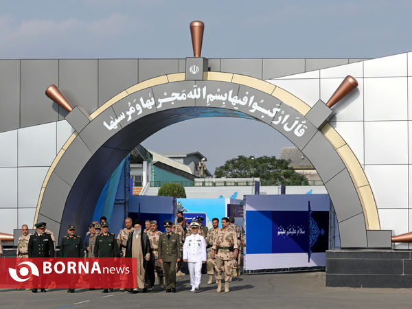 حضور رهبری در دانشگاه علوم دریایی امام خمینی(ره) نوشهر