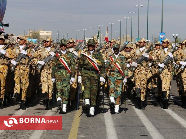 برگزاری رژه نیروهای مسلح در آذربایجان شرقی