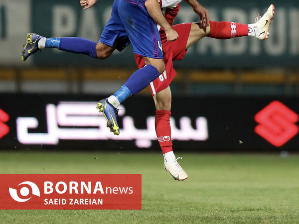 دیدار تیم های فوتبال هوادار - پرسپولیس