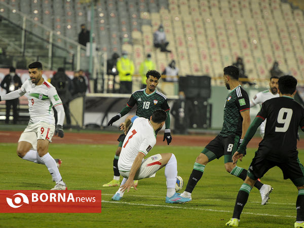 دیدار تیم های فوتبال ایران - امارات