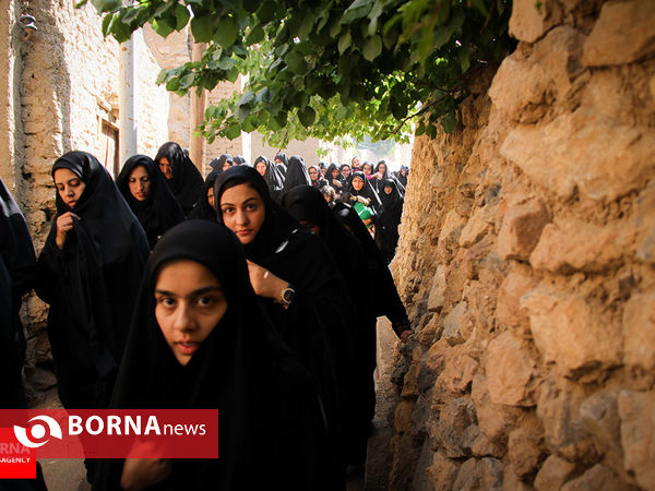 عاشورا در روستای هفتهر یزد عکاس: سکینه سلیمی