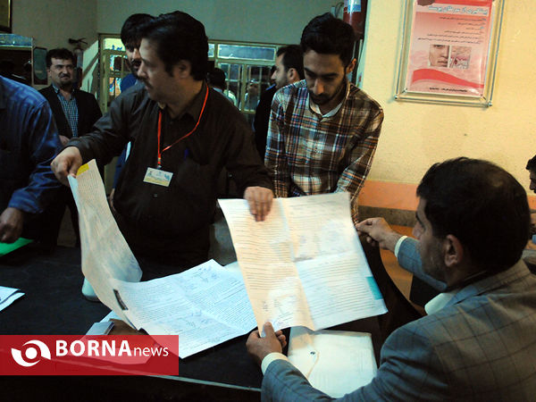 مراحل تحویل صندوق رای در فرمانداری