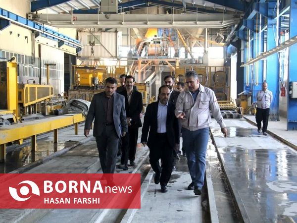 بازدید فرماندار همدان از شرکت بریس بتن
