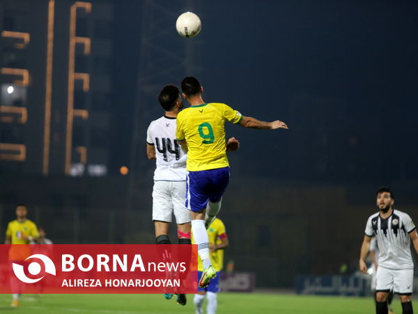 دیدار تیم های فوتبال صنعت نفت - نفت مسجدسلیمان