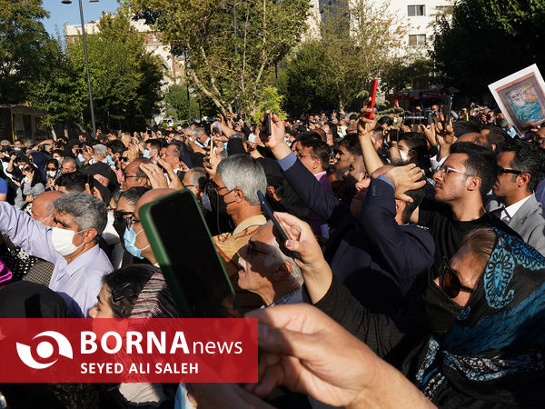 تشییع پیکر هوشنگ ابتهاج (سایه )