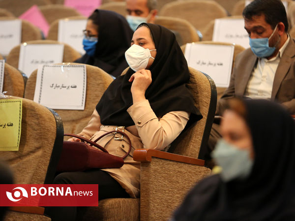 مراسم تقدیر از پرستاران نمونه کشوری در استان فارس