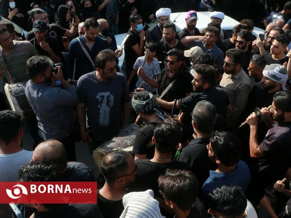 تشییع جانباختگان متروپل در آرامستان آبادان