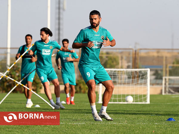 تمرین تیم فوتبال سپاهان
