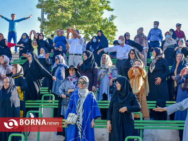 همایش پیاده‌روی خانوادگی بازنشستگان