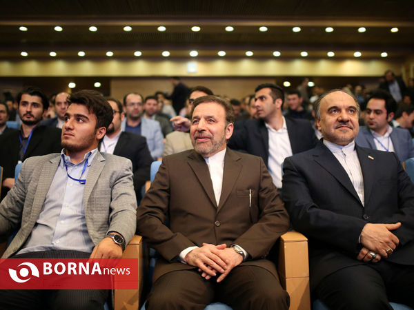 هم اندیشی صمیمانه جوانان با دولت