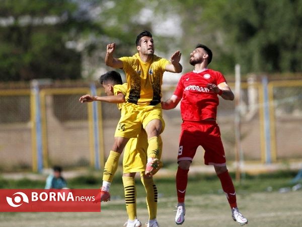 دیدار تیم های فوتبال سپیدرود رشت _ شهرداری ماهشهر