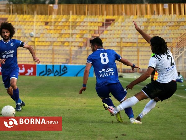 دیدار تیم های نفت مسجدسلیمان - استقلال