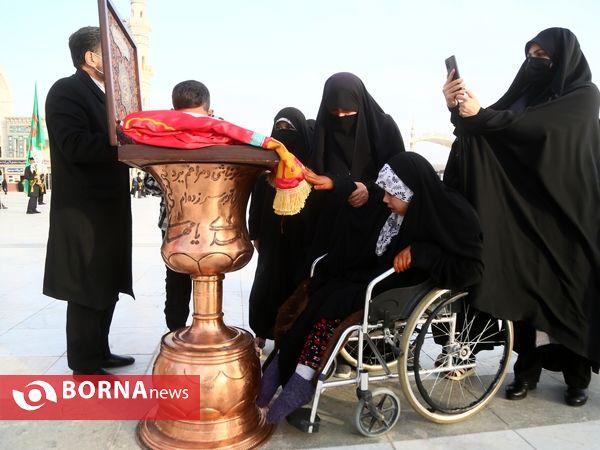 آیین تعویض پرچم گنبد مسجد مقدس جمکران