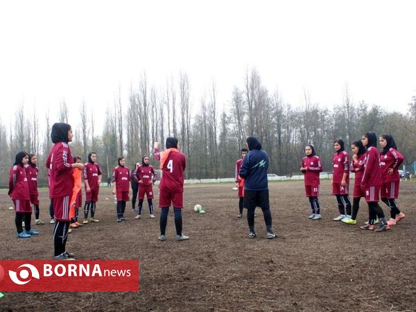 تمرین تیم فوتبال بانوان ملوان بندرانزلی