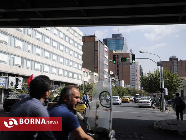 گشتی در خیابان حافظ به مناسبت روز بزرگداشت حافظ