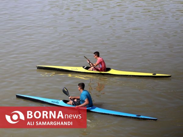 مسابقات قایقرانی در بندرانزلی