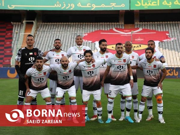 دیدار تیم های فوتبال پرسپولیس_ مس رفسنجان